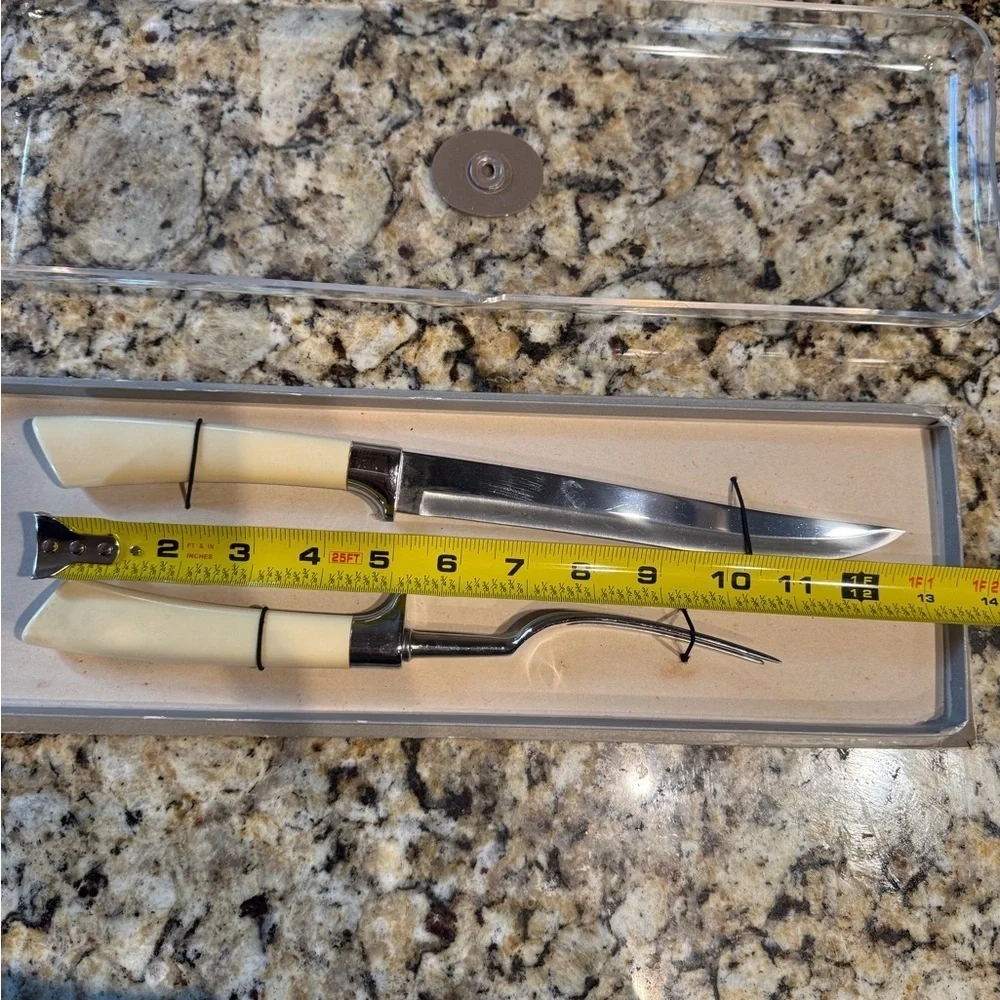 Vintage Carvel Hall 2 piece stainless steel carving set - Knife and fork set